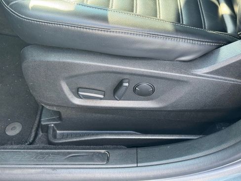 Certified 2023 Ford Edge SEL image 19