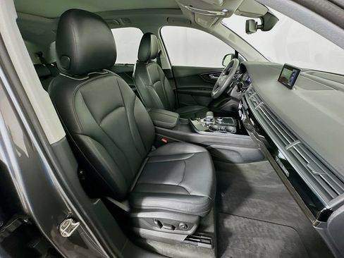 Used 2019 Audi Q7 3.0T Prestige AWD/4WD image 30