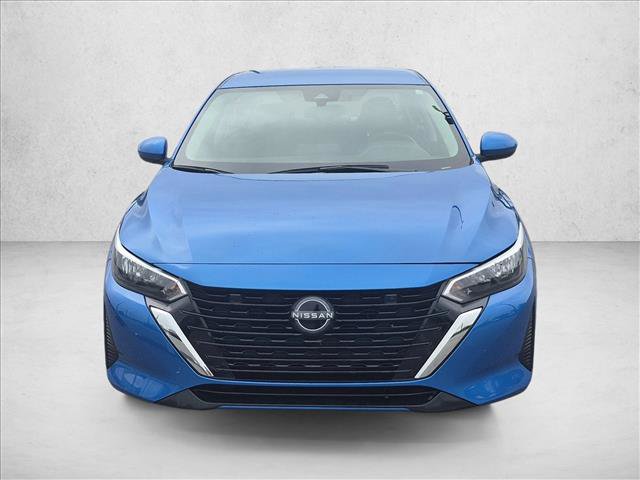 Used 2025 Nissan Sentra SV FWD image 2