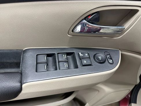 Used 2017 Honda Odyssey EX-L image 18