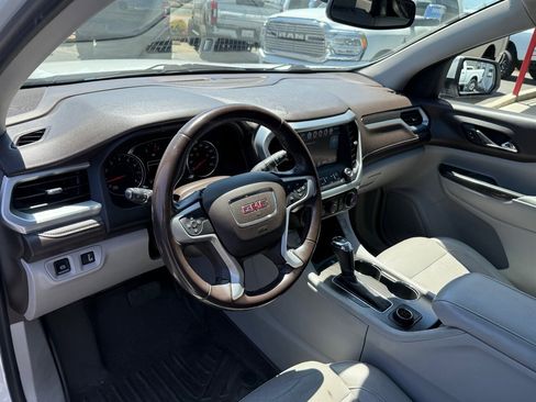 Used 2018 GMC Acadia SLT FWD image 8
