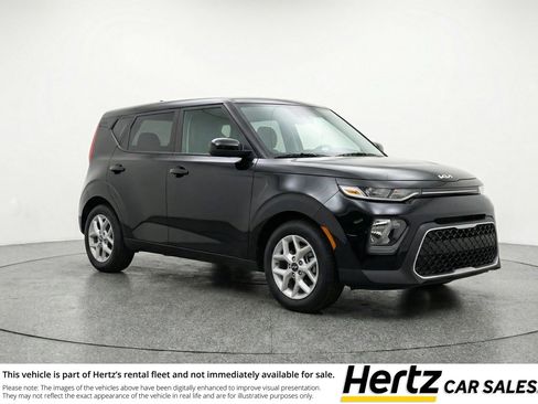 Used 2025 Kia Soul LX w/ LX Technology Package FWD image 1