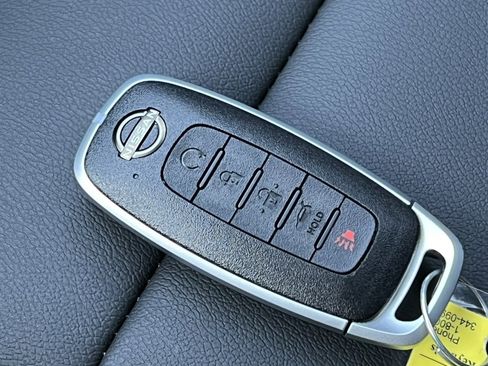 Certified 2025 Nissan Murano SL image 30