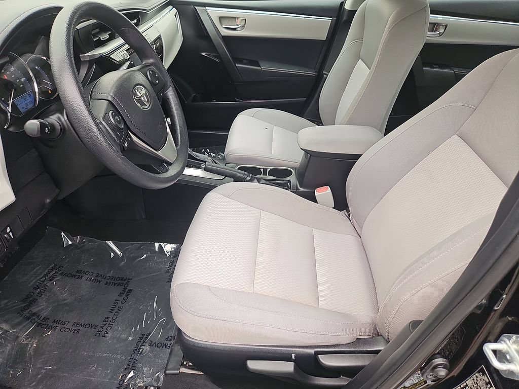 Used 2015 Toyota Corolla LE FWD image 24