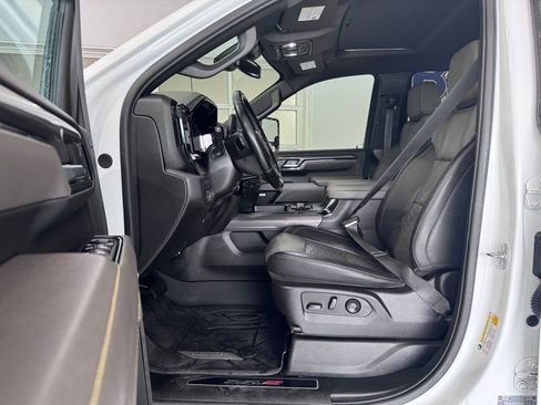 Certified 2024 Chevrolet Silverado 2500 ZR2 AWD/4WD image 13