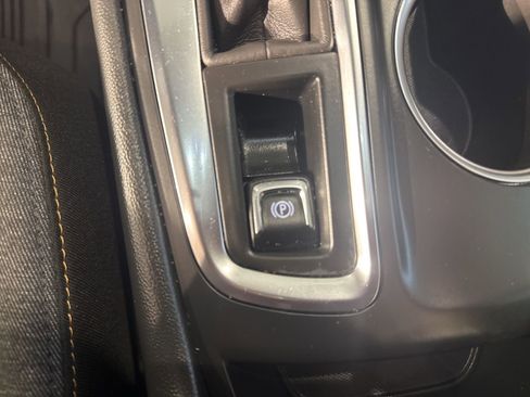 Used 2024 Chevrolet Equinox LT w/ LPO, Floor Liner Package image 29