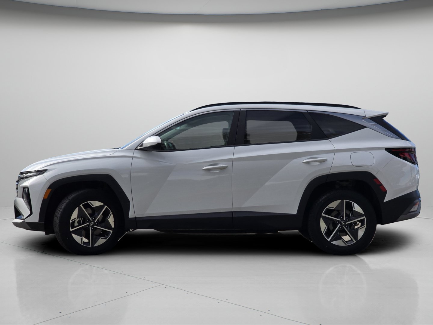 Used 2025 Hyundai Tucson SEL AWD/4WD image 21