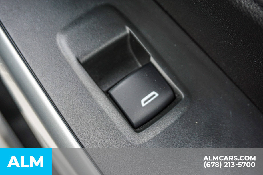 Used 2025 Chevrolet Trax LS FWD image 50