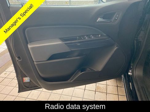 Used 2022 Chevrolet Colorado Z71 image 9