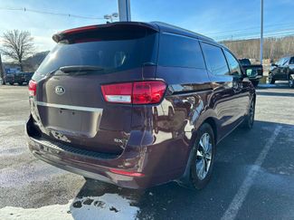 Used 2015 Kia Sedona SX video 3