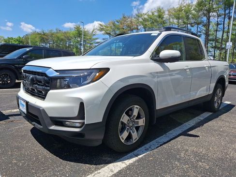 Certified 2025 Honda Ridgeline RTL image 1