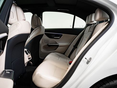 New 2026 Mercedes-Benz C 300 4MATIC Sedan image 44