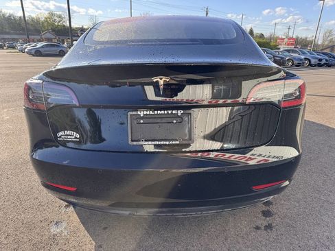 Used 2018 Tesla Model 3 Long Range image 9