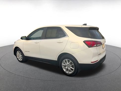Used 2023 Chevrolet Equinox LT image 10