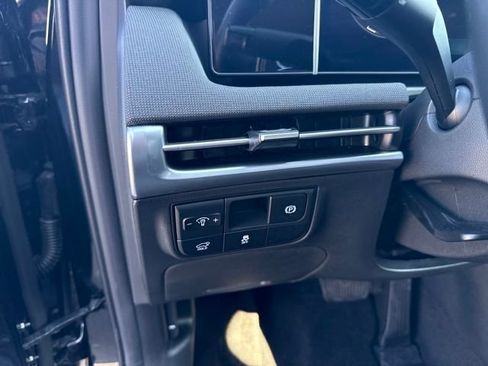 Certified 2025 Hyundai Tucson Limited image 15