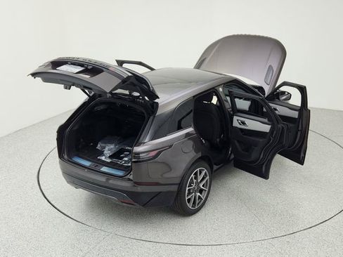 New 2026 Land Rover Range Rover Velar Dynamic SE image 16