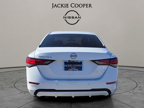 New 2025 Nissan Sentra S image 4