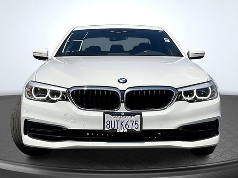 Used 2020 BMW 530i w/ Convenience Package image 3