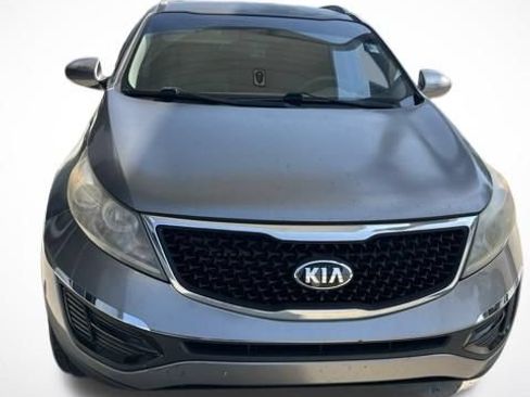 Used 2016 Kia Sportage LX w/ LX Popular Package FWD image 3