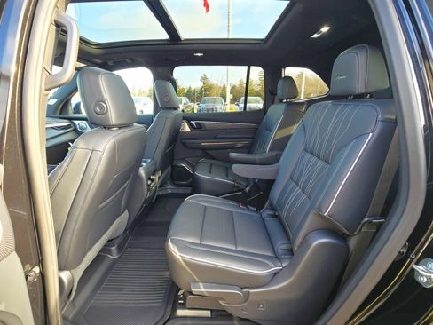 New 2026 Buick Enclave Avenir w/ Super Cruise Package image 13