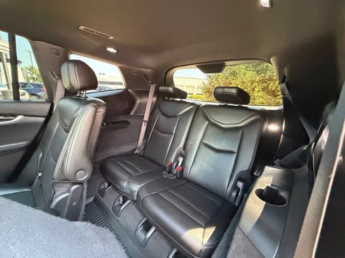 Used 2023 Cadillac XT6 Premium Luxury w/ Technology Package AWD/4WD image 26