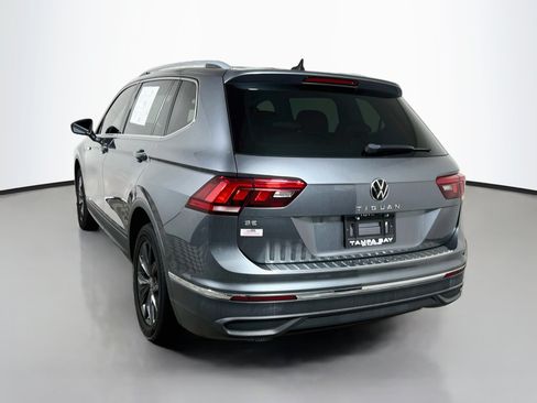 Used 2022 Volkswagen Tiguan SE FWD image 8