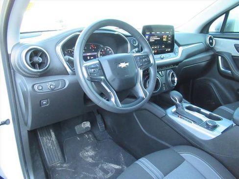 Used 2024 Chevrolet Blazer LT w/ Midnight/Sport Edition FWD image 16