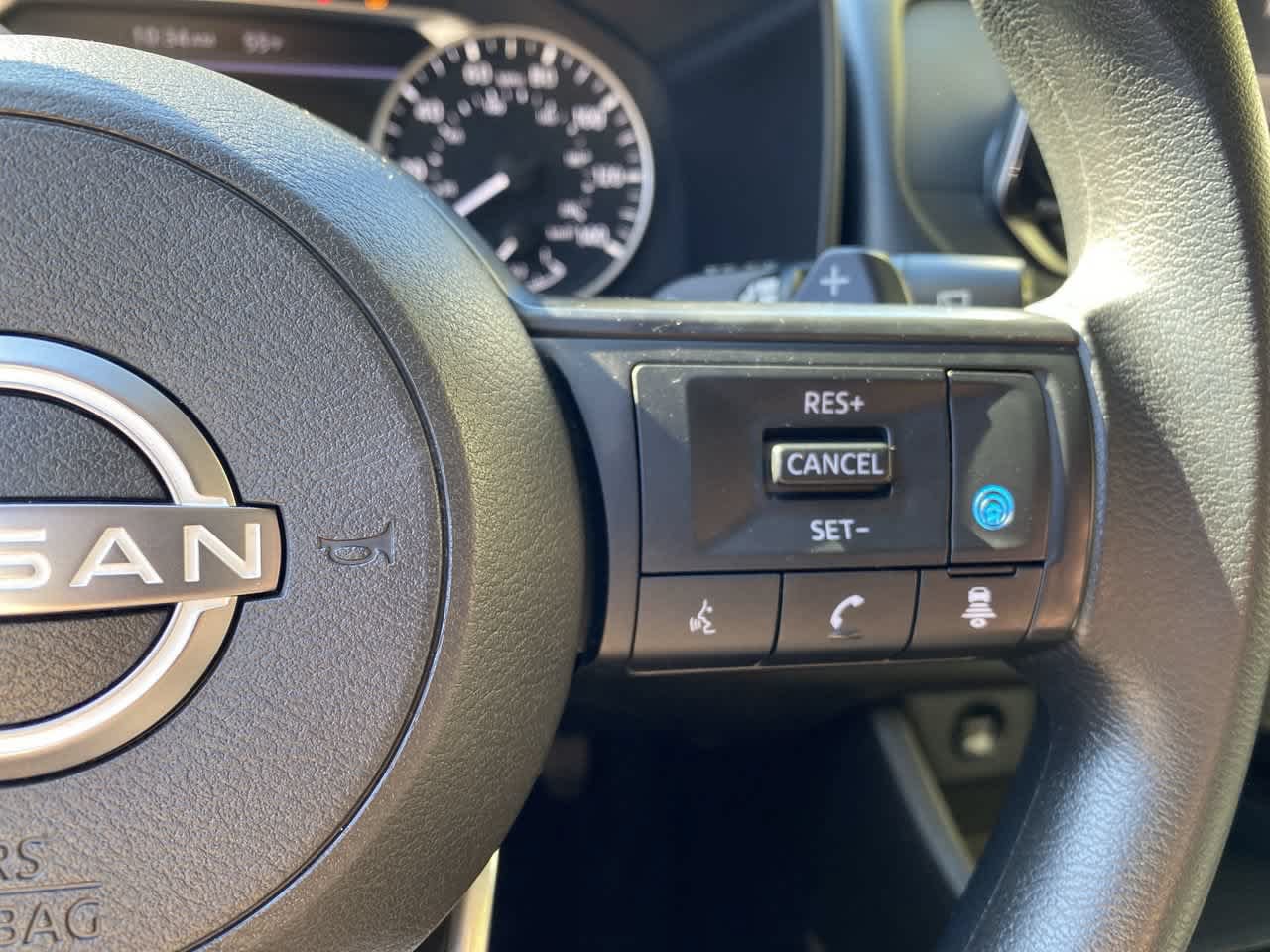 Used 2024 Nissan Rogue SV AWD/4WD image 21
