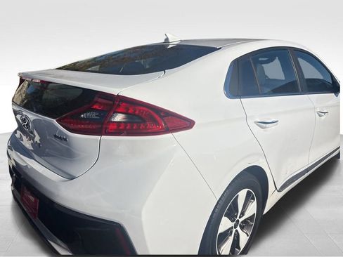 Used 2019 Hyundai Ioniq Limited image 16