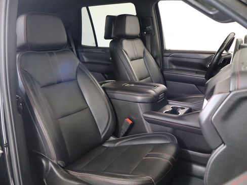 Used 2021 Chevrolet Tahoe RST w/ Luxury Package image 17