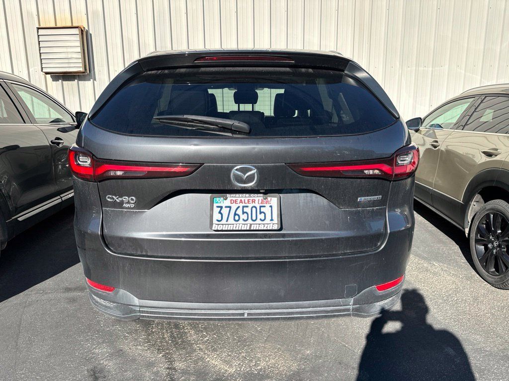 Certified 2024 MAZDA CX-90 3.3 Turbo w/ Preferred Plus AWD/4WD image 4