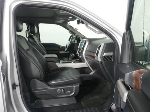 Used 2017 Ford F150 Lariat w/ Equipment Group 502A Luxury AWD/4WD image 34