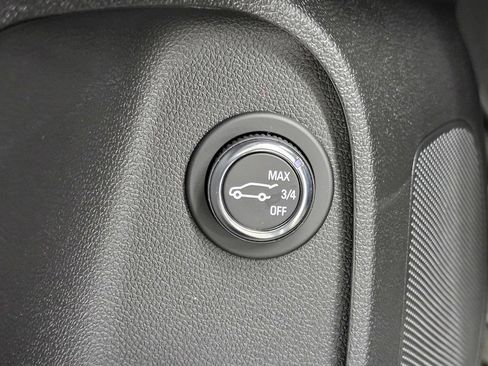 New 2026 Buick Envista Sport Touring w/ Convenience I Package FWD image 31