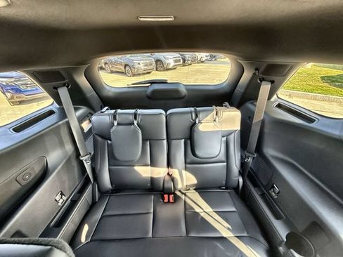 Used 2026 Ford Explorer ST-Line w/ ST-Line Street Pack RWD image 23