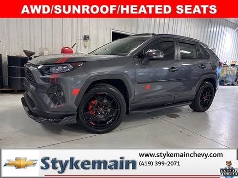 Used 2021 Toyota RAV4 XLE w/ Convenience Package AWD/4WD image 1
