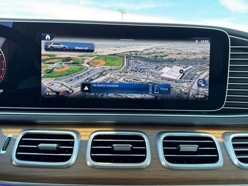 Used 2024 Mercedes-Benz GLE 350 4MATIC image 27