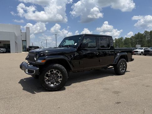 Used 2026 Jeep Gladiator Sport AWD/4WD image 1