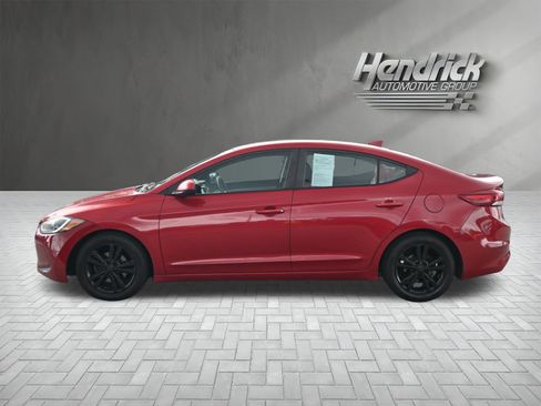 Used 2018 Hyundai Elantra SEL FWD image 6