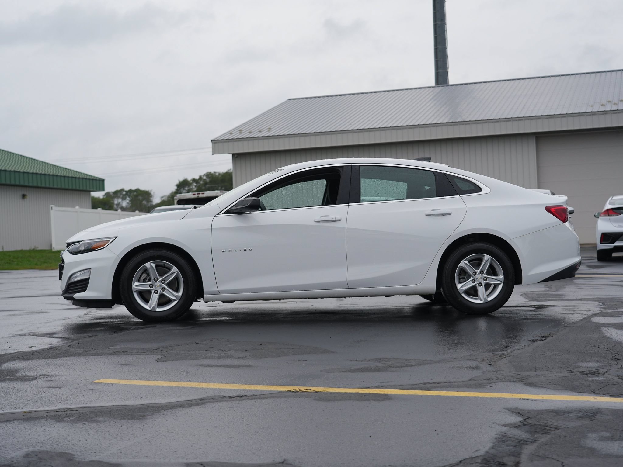 Used 2020 Chevrolet Malibu LS FWD image 7