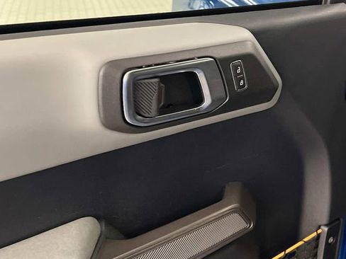 Used 2022 Ford Bronco Badlands w/ Sasquatch Package image 11