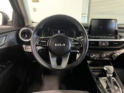 Used 2023 Kia Forte LXS FWD image 21