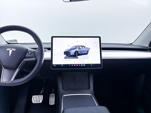 Used 2022 Tesla Model Y Performance AWD/4WD image 6