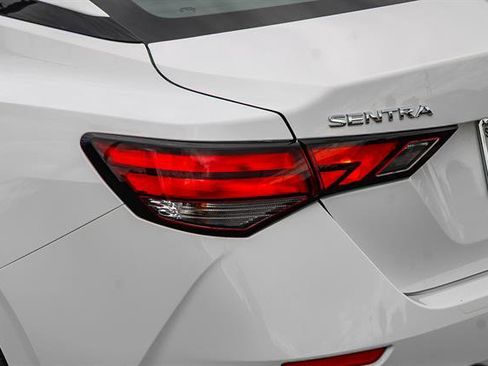 Used 2024 Nissan Sentra SV image 11