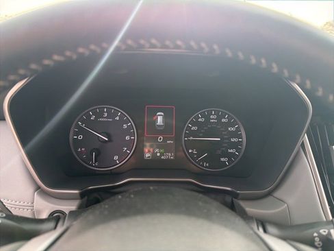 Used 2025 Subaru Outback Limited w/ Popular Package #2 image 24