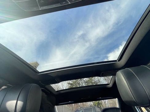 Used 2015 Mercedes-Benz S 550 Sedan image 35