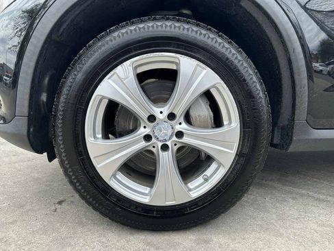 Used 2017 Mercedes-Benz GLC 300 4MATIC w/ Premium 1 Package image 9