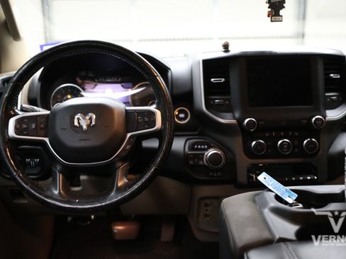 Used 2020 RAM 1500 Big Horn AWD/4WD image 8