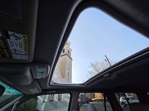 Used 2000 Toyota 4Runner Limited image 26