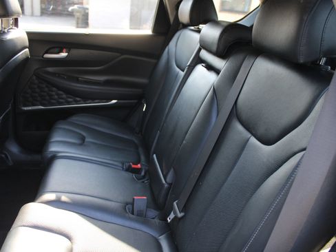 Used 2019 Hyundai Santa Fe AWD image 19