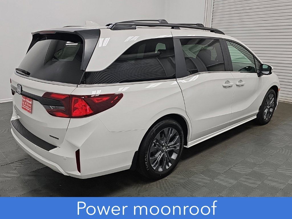 New 2027 Honda Odyssey Touring image 8